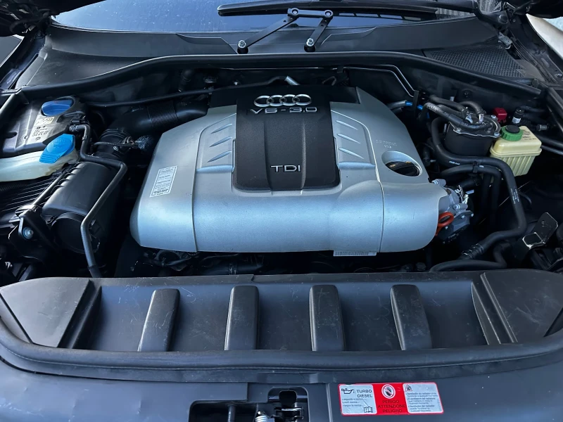 Audi Q7 3.0//DVD//Automatic//, снимка 16 - Автомобили и джипове - 52721395