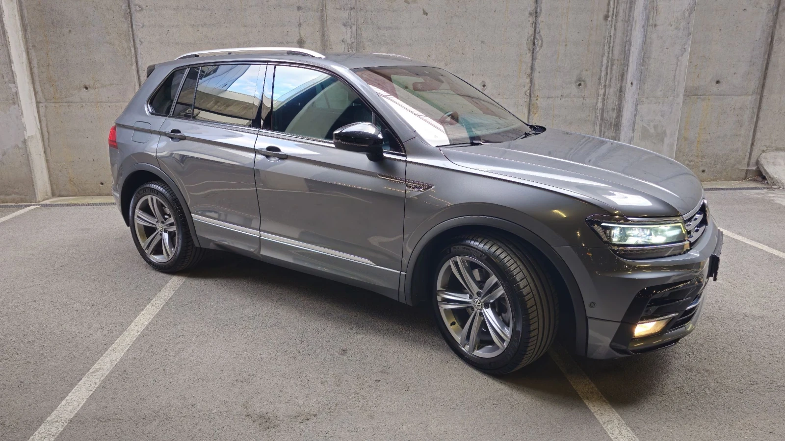 VW Tiguan R Line 4Motion  , история от нова в Порше БГ - изображение 10