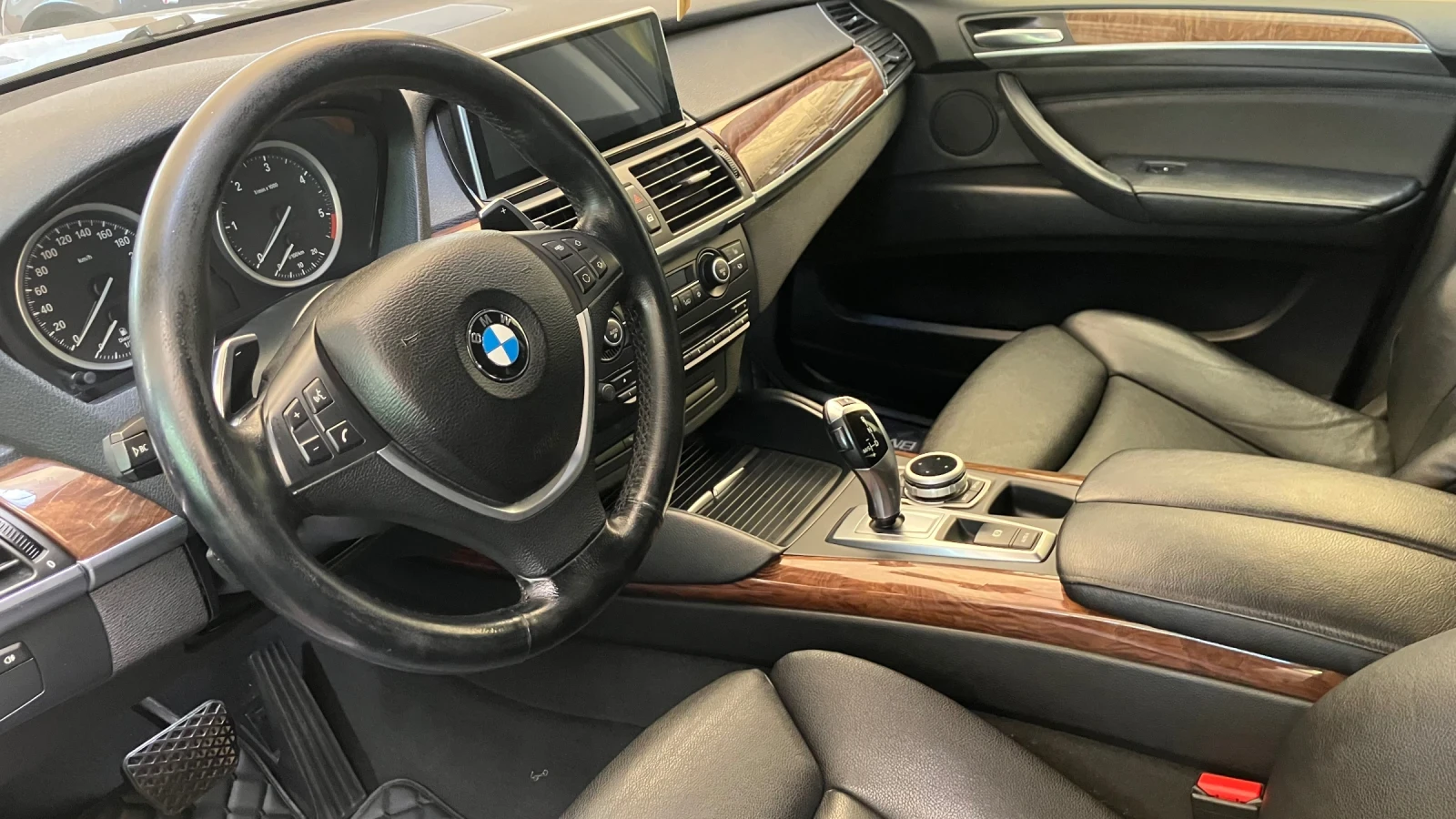 BMW X6 3.0D - изображение 5