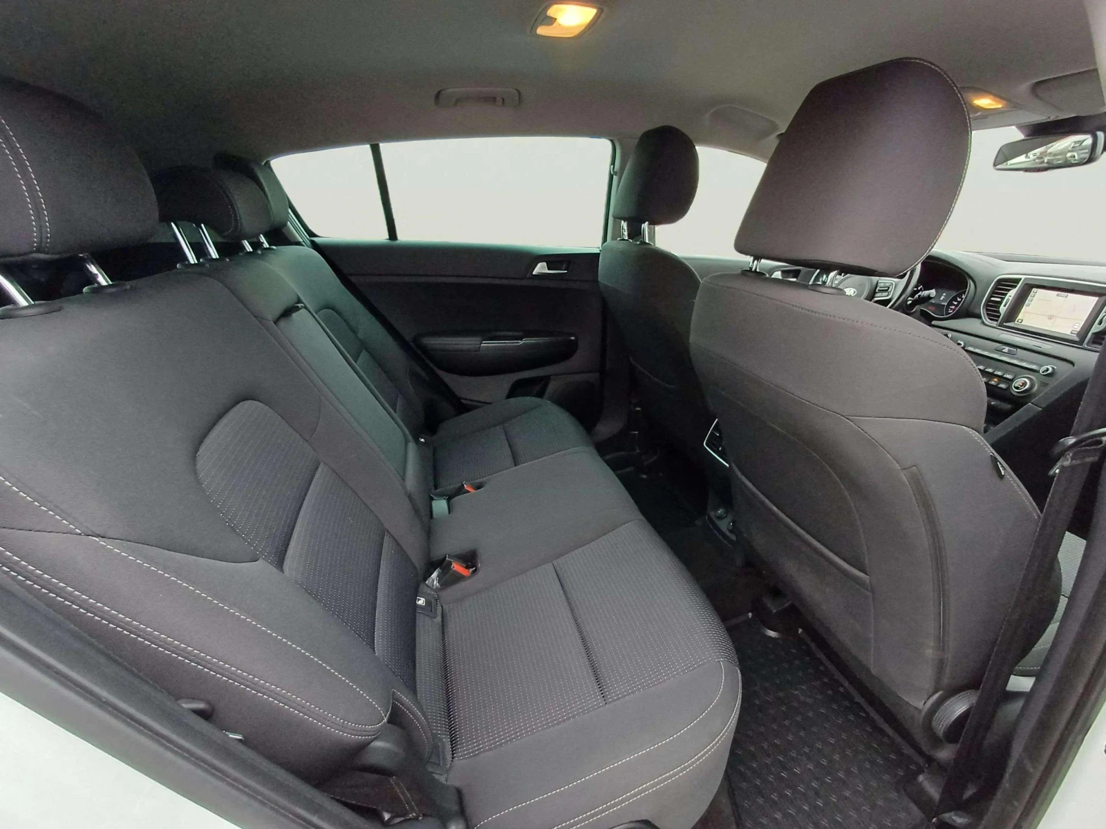 Kia Sportage 1.6i - изображение 10