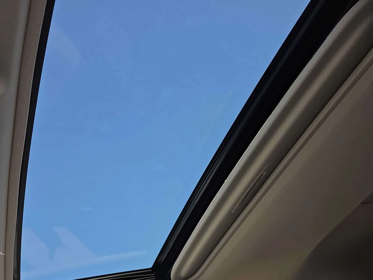 Toyota Rav4 Hybrid XLE/CARFAX/ПОДГРЕВИ/ШИБИДАХ/ГУМИ+ ДЖАНТИ , снимка 10 - Автомобили и джипове - 53729238