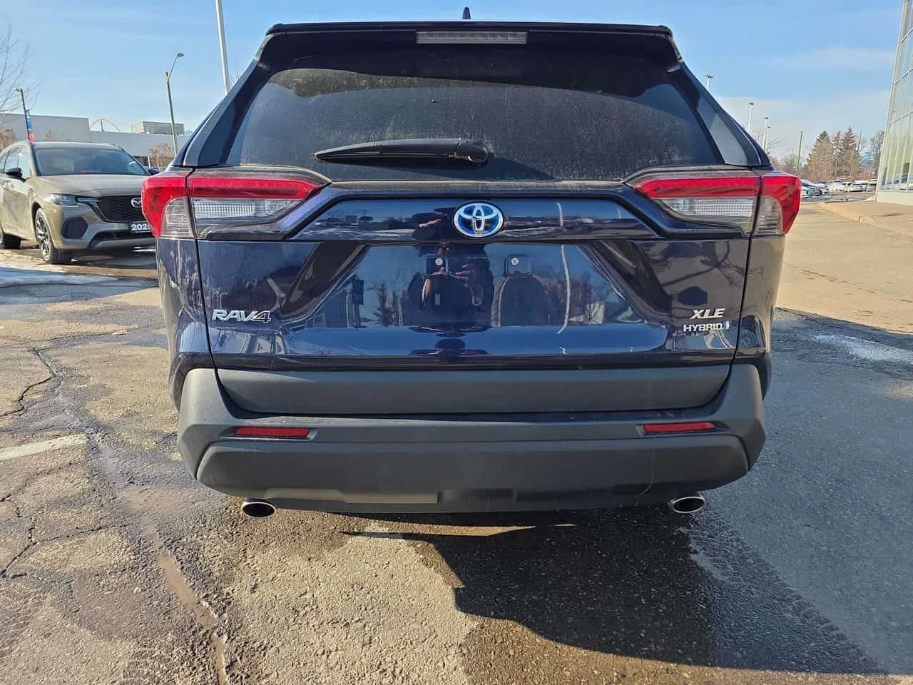 Toyota Rav4 Hybrid XLE/CARFAX/ПОДГРЕВИ/ШИБИДАХ/ГУМИ+ ДЖАНТИ , снимка 5 - Автомобили и джипове - 53729238