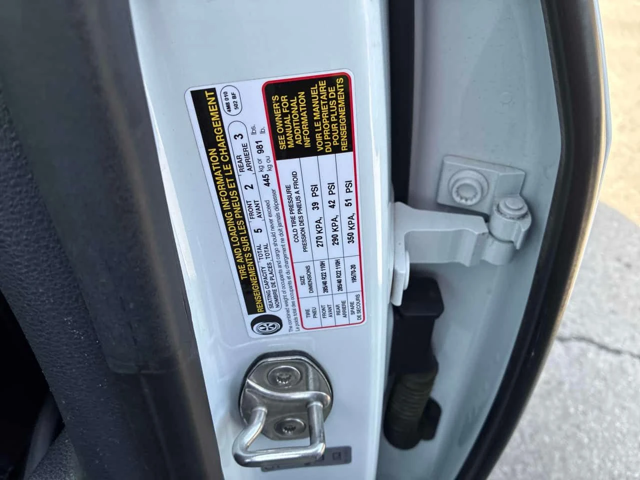 Audi SQ8 * CARFAX * ДИСТРОНИК* ОБДУХВАНЕ* , снимка 11 - Автомобили и джипове - 53741365