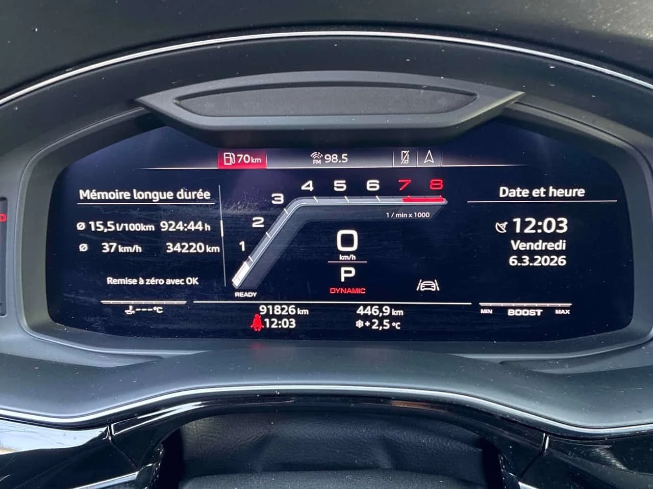 Audi SQ8 * CARFAX * ДИСТРОНИК* ОБДУХВАНЕ*  - изображение 8