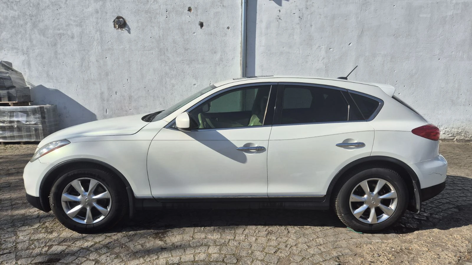 Infiniti Ex35, снимка 9 - Автомобили и джипове - 54227143