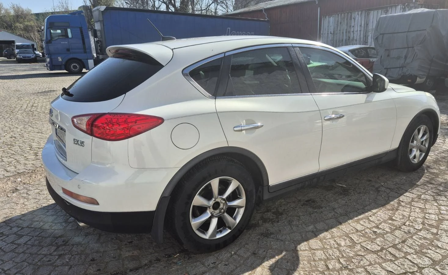 Infiniti Ex35, снимка 8 - Автомобили и джипове - 54227143