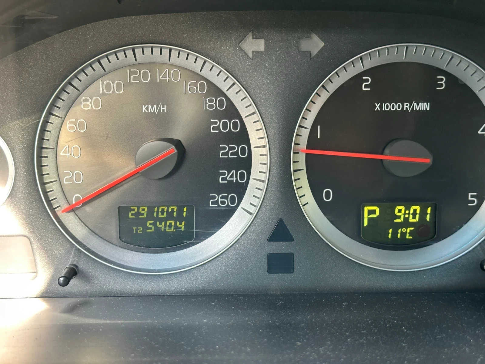 Volvo Xc90 Volvo XC90 D5 2.4D 185 к.с. 6+ 1, снимка 12 - Автомобили и джипове - 54681844