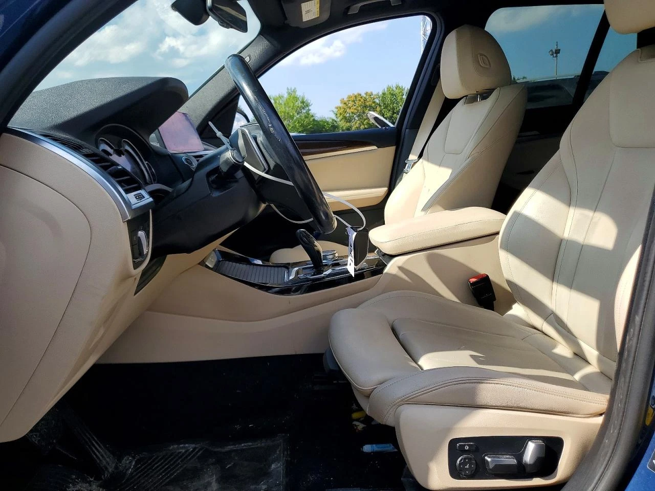 BMW X3 2.0l xDrive30I, снимка 7 - Автомобили и джипове - 56088074