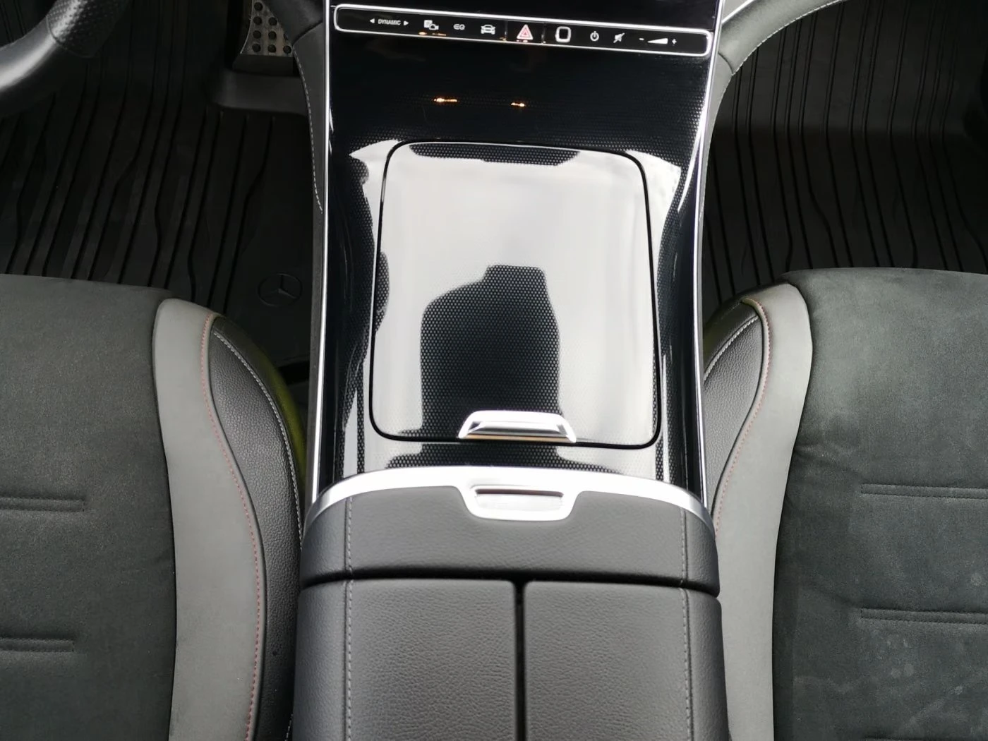 Mercedes-Benz EQE 350 / AMG / NIGHT / 4-MATIC / 360 / DIGITAL LIGHT/ | Mobile.bg � ����������� 13
