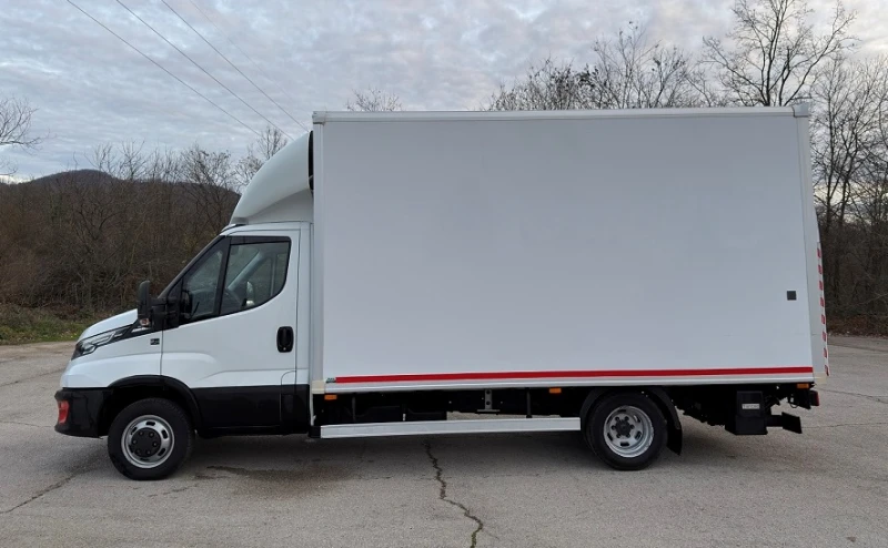 Iveco 35c18 HI-MATIC* БОРД 850kг* LED* КЛИМА* ТОРСИОН* до 3.5т, снимка 3 - Бусове и автобуси - 50679584
