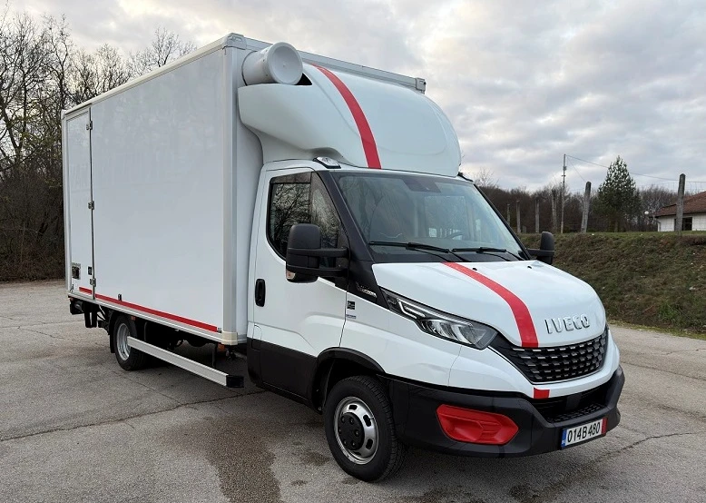 Iveco 35c18 HI-MATIC* БОРД 850kг* LED* КЛИМА* ТОРСИОН* до 3.5т, снимка 2 - Бусове и автобуси - 50679584