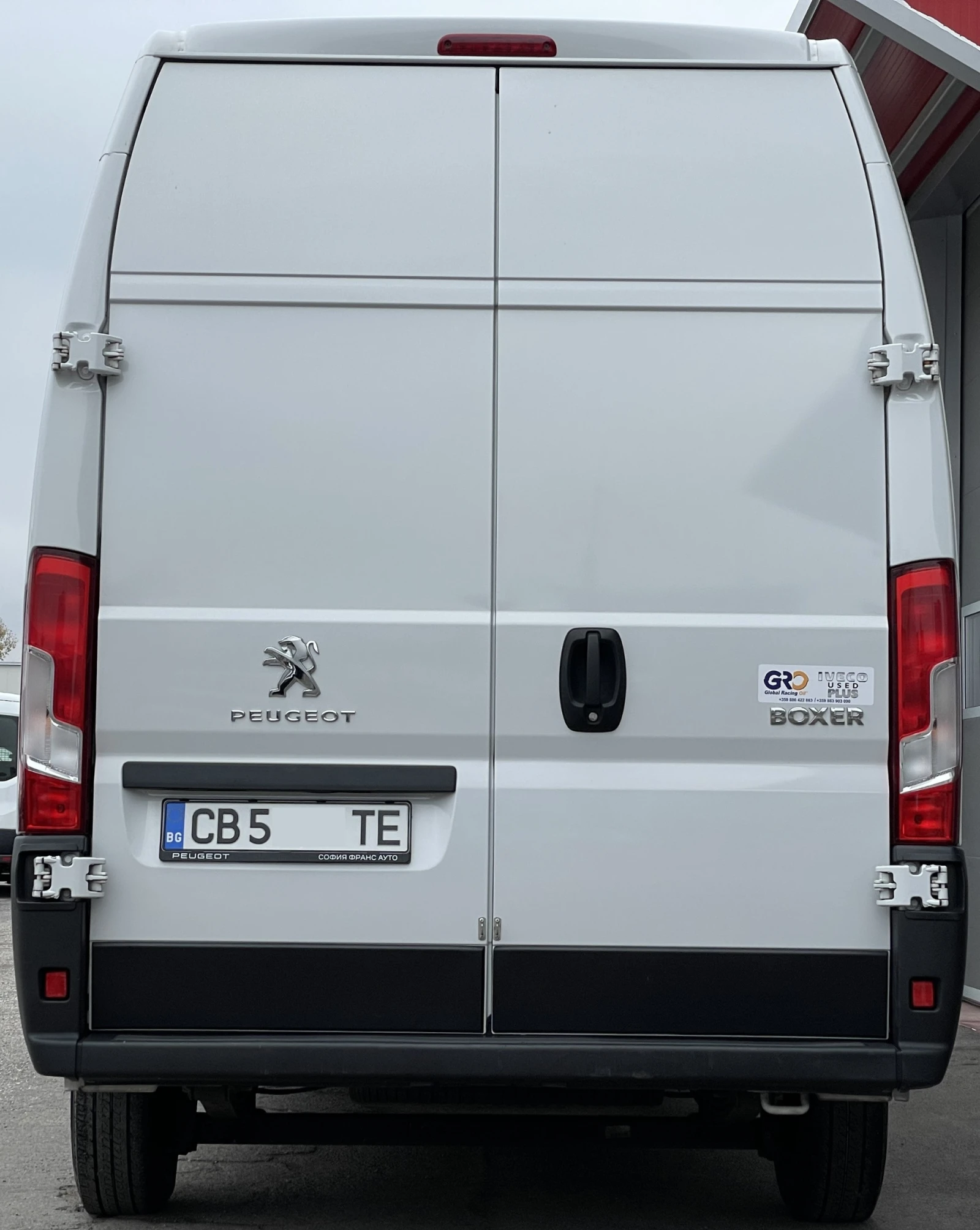 Peugeot Boxer 2.2 HDI върнат от оперативен лизинг - изображение 4