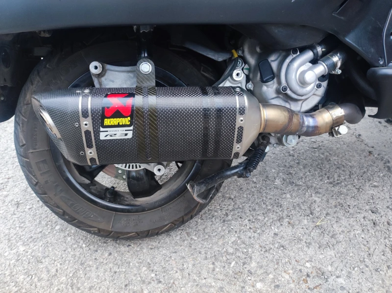 Vespa 300    GTS AKRAPOVIC, снимка 10 - Мотоциклети и мототехника - 50177242
