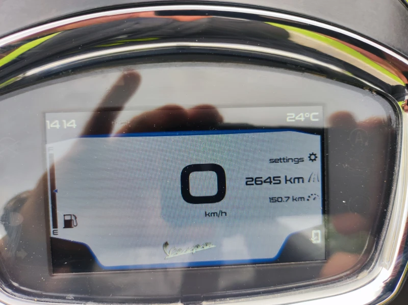 Vespa 300    GTS AKRAPOVIC, снимка 8 - Мотоциклети и мототехника - 50177242