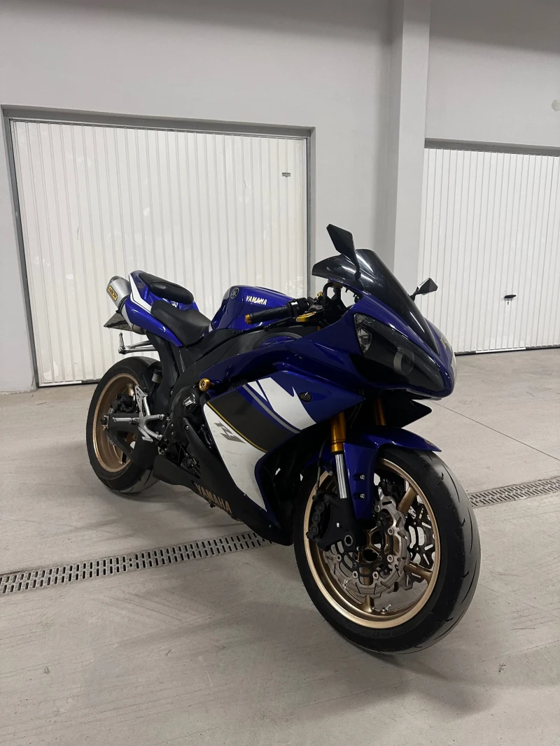 Yamaha YZF-R1