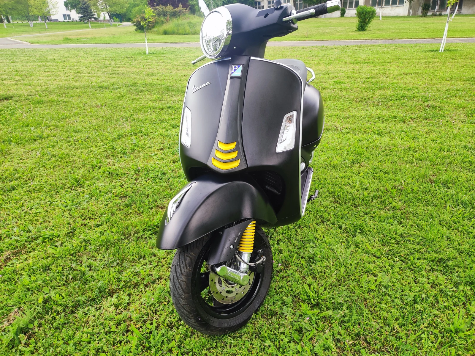 Vespa 300    GTS AKRAPOVIC, снимка 1