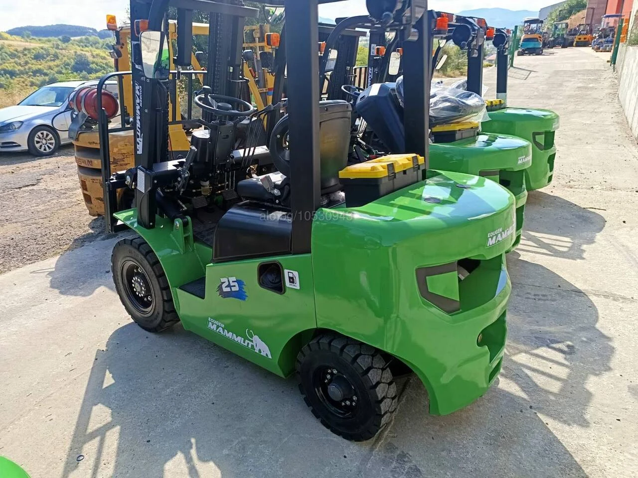 Мотокар Toyota 2, 5тона, Чисто нови, снимка 9 - Индустриална техника - 55996306