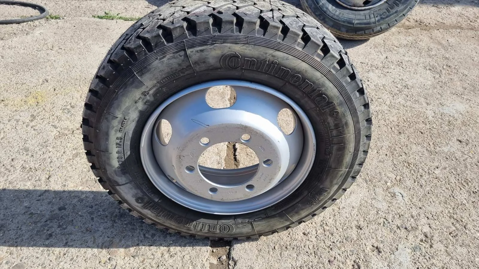    215/75R17.5 | Mobile.bg   5