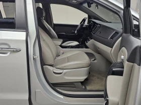 Kia Carnival 2.2 Automatic, снимка 7