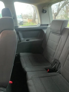 VW Touran 2.0 TDI Cross 7 места - 2900 € / 5671.91 лв. - 44175239 12