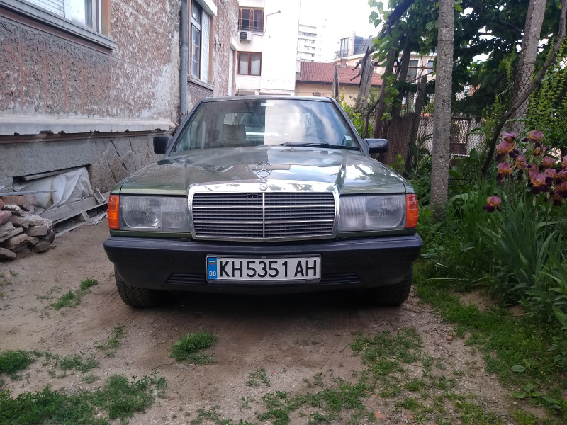 Mercedes-Benz 190, снимка 1 - Автомобили и джипове - 45546169