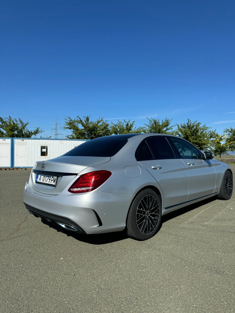 Mercedes-Benz C 220, снимка 2 - Автомобили и джипове - 47453661