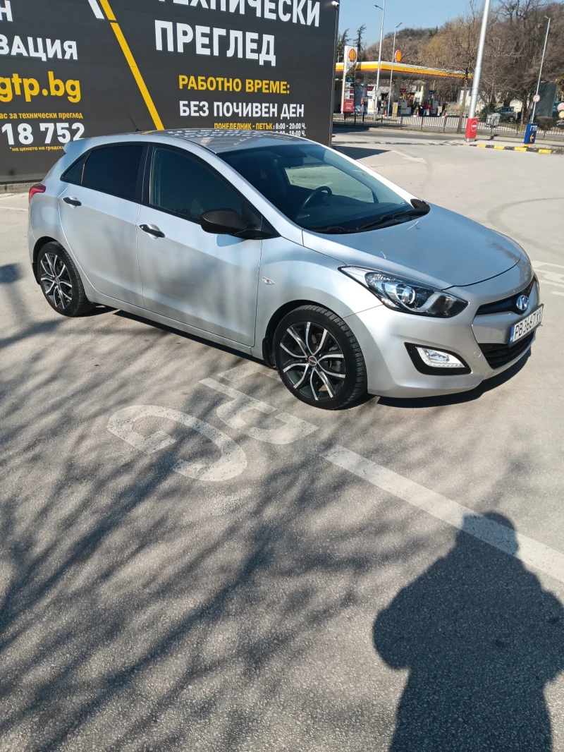 Hyundai I30 Швейцария, снимка 3 - Автомобили и джипове - 49242670