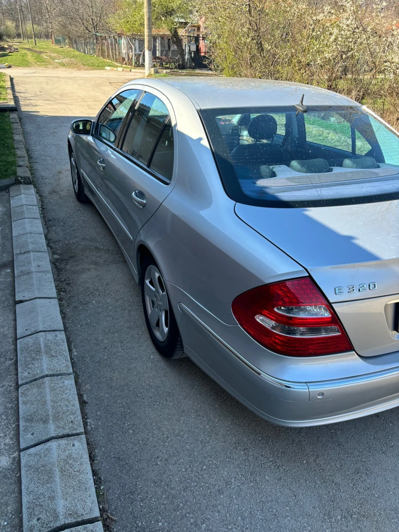 Mercedes-Benz E 320 Е320, снимка 3 - Автомобили и джипове - 49622870