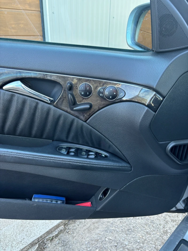 Mercedes-Benz E 320 Е320, снимка 9 - Автомобили и джипове - 49622870