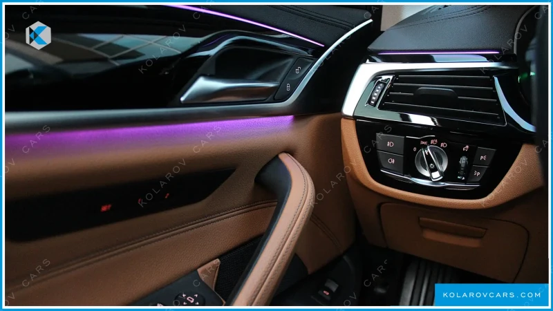 BMW 520 Luxury, снимка 13 - Автомобили и джипове - 52663347