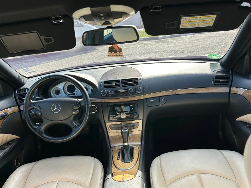 Mercedes-Benz E 280 CDI V6 ТОП, снимка 16 - Автомобили и джипове - 53477651