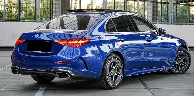 Mercedes-Benz C 200 4Matic AMG Line - изображение 4