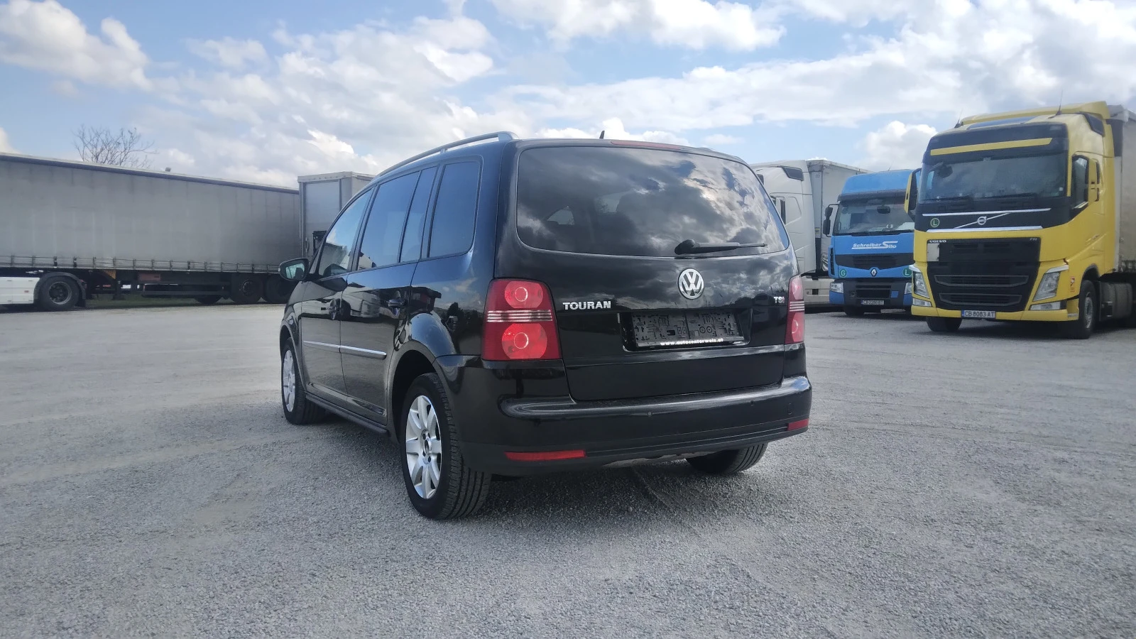 VW Touran  - изображение 4