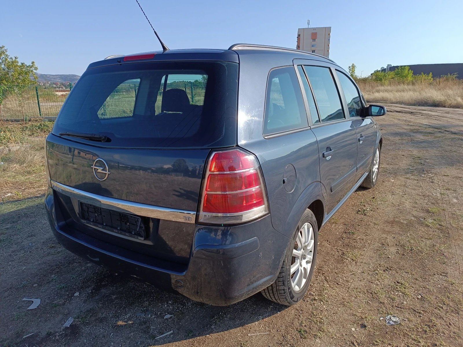 Opel Zafira 1.8 6+ 1 - изображение 6