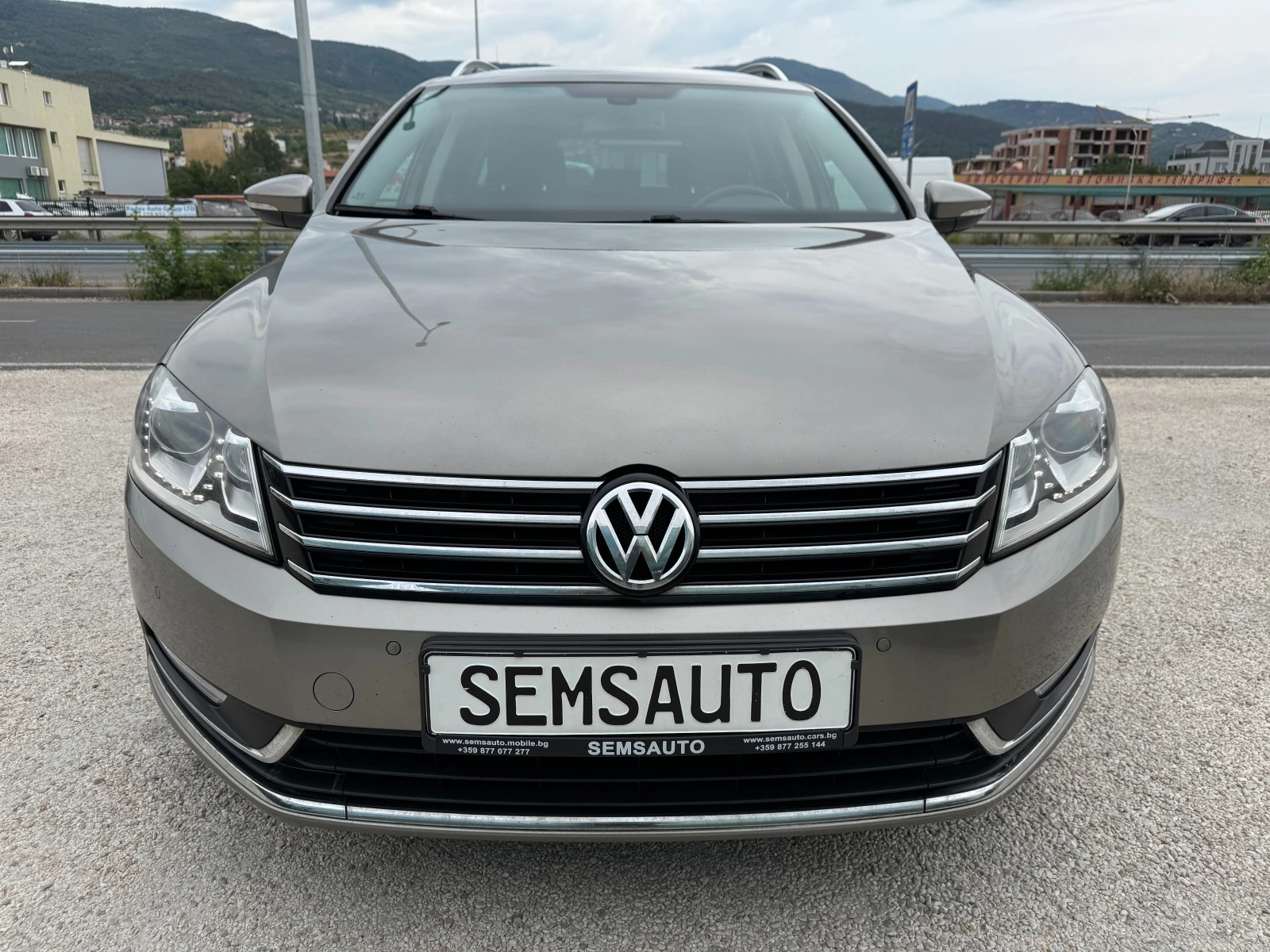 VW Passat 2.0 TDI HIGHLINE EURO 5 ТОП състояние - изображение 2