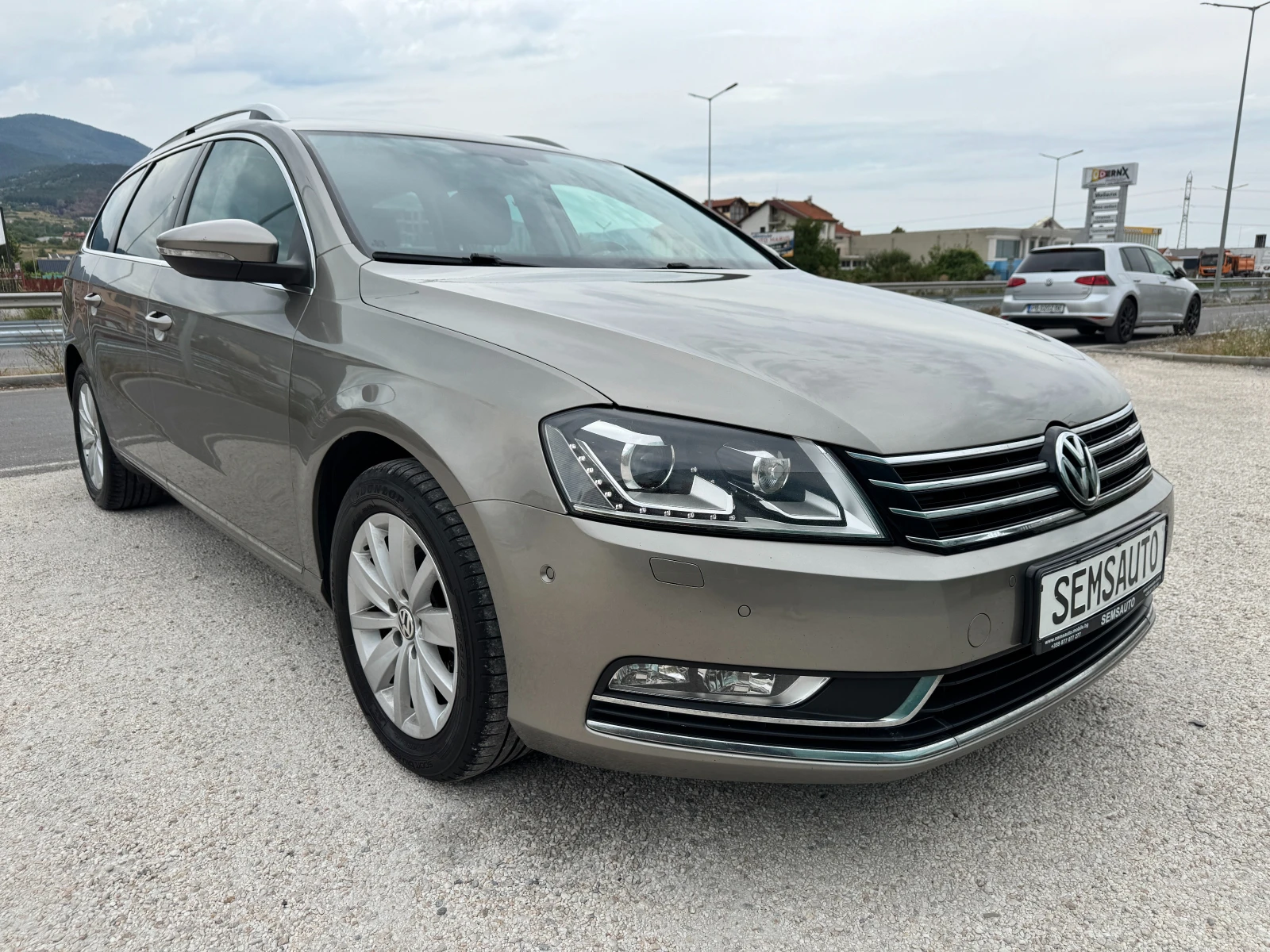 VW Passat 2.0 TDI HIGHLINE EURO 5 ТОП състояние - изображение 3