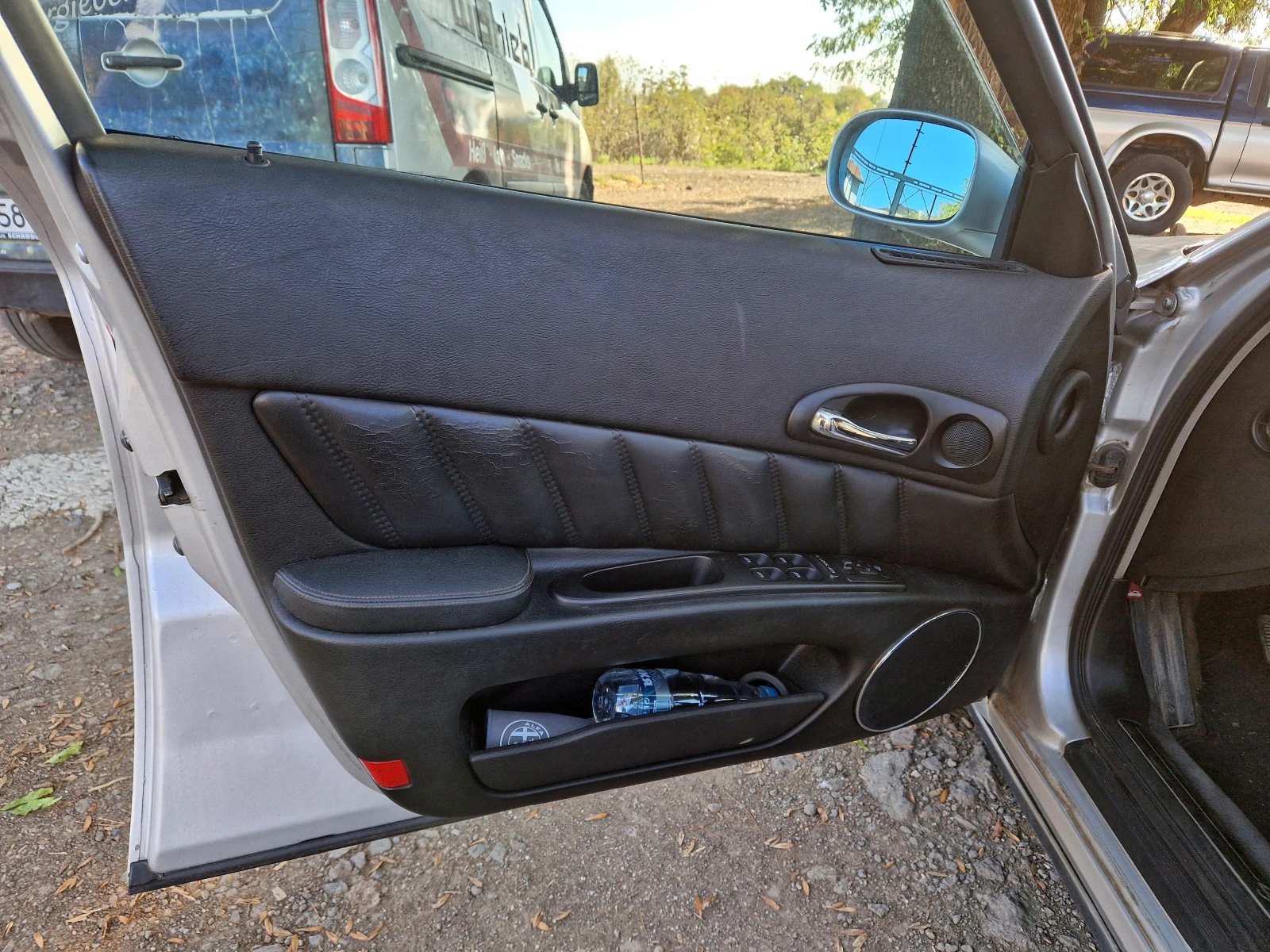 Alfa Romeo 166 2.0 Турбо - изображение 6