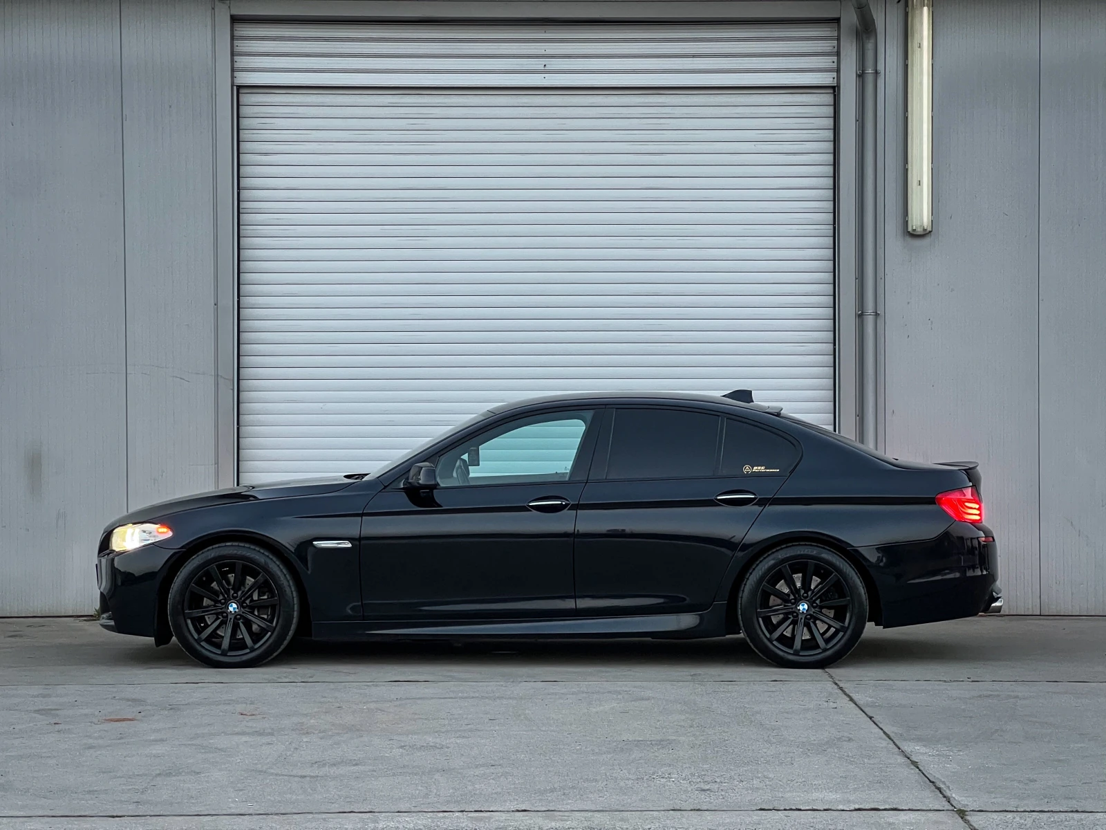 BMW 530 M-Pack 258 xDrive - изображение 7