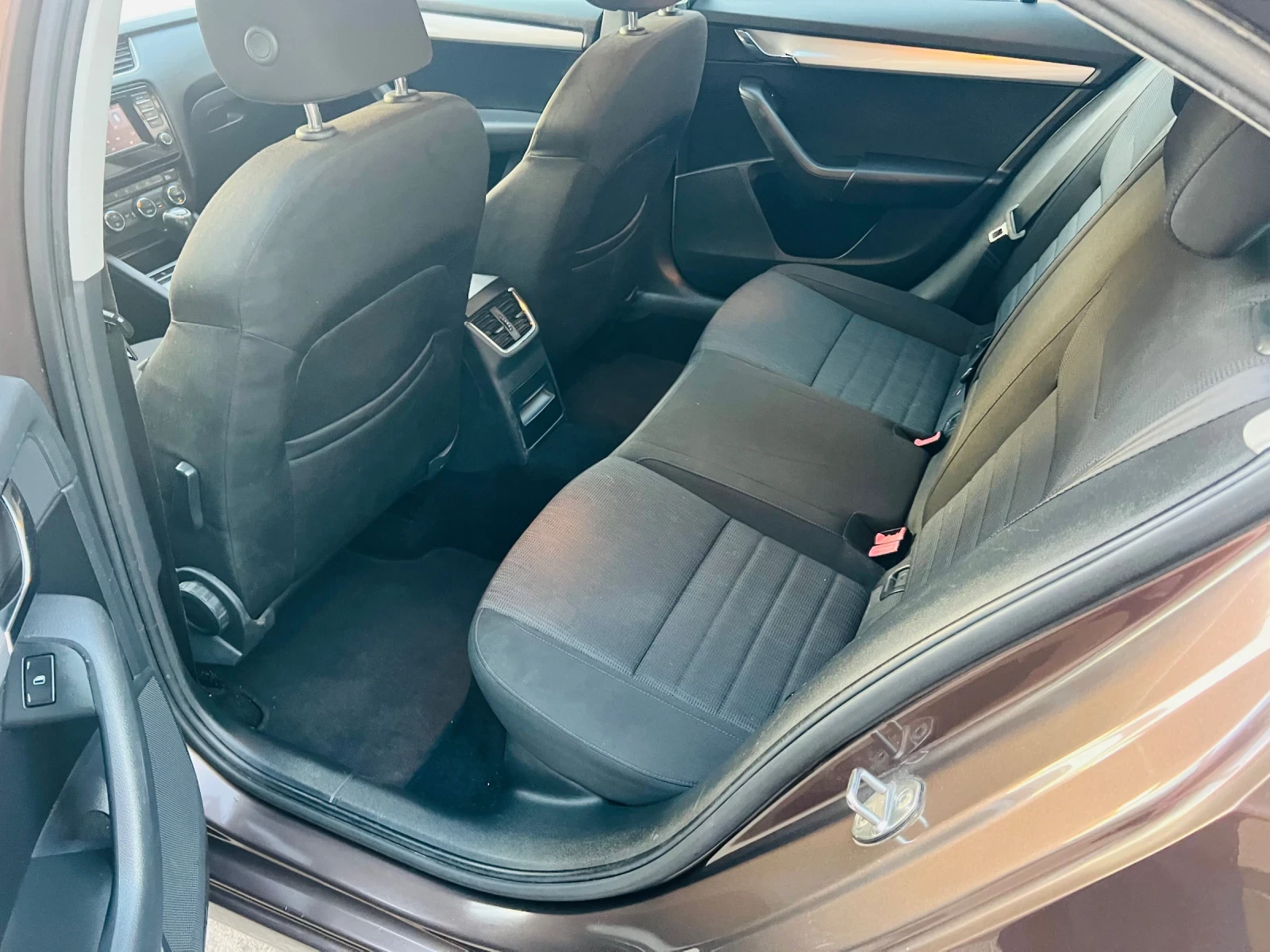 Skoda Octavia 2.0 150  | Mobile.bg   12