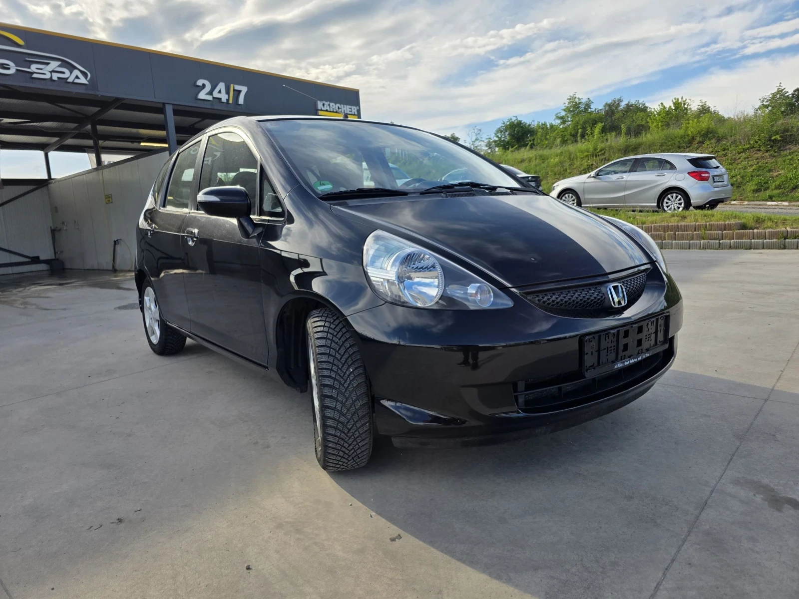 Honda Jazz 1.4i, снимка 3 - Автомобили и джипове - 54510791