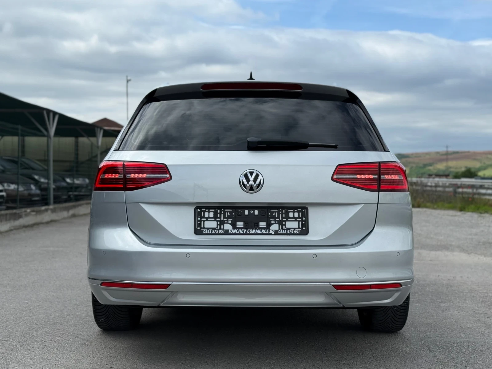 VW Passat 2.0-TDI-HIGHLINE-183.000km-ДИГИТАЛЕН КМ-ПОДГРЕВ, снимка 5 - Автомобили и джипове - 54884101