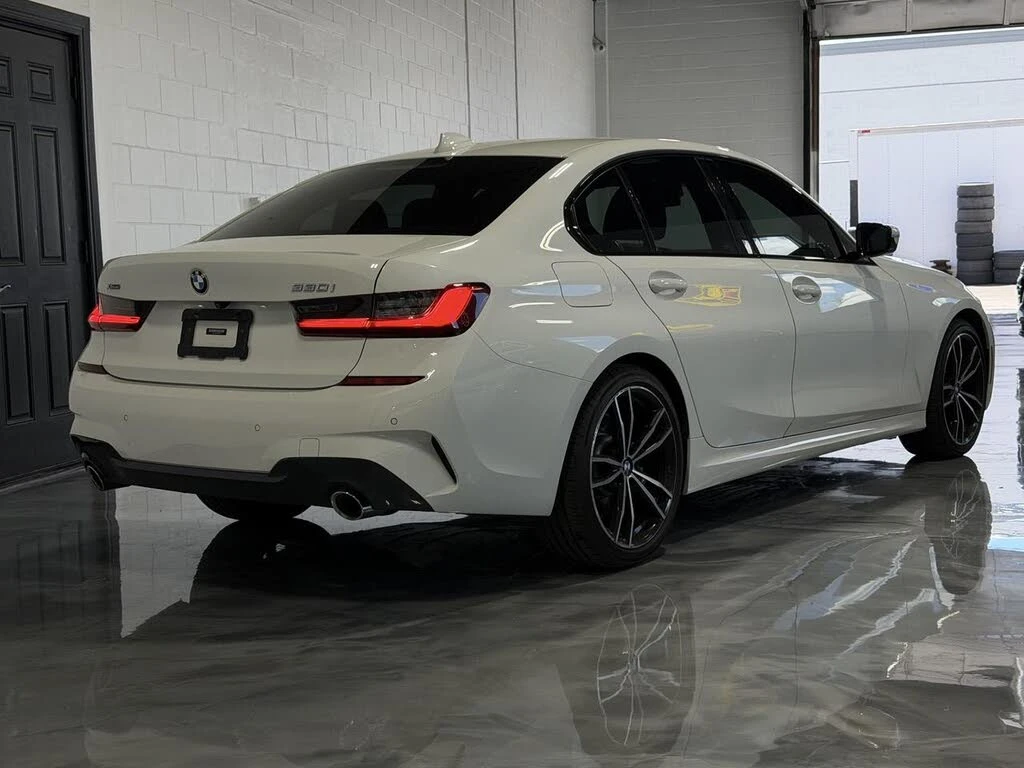 BMW 330 XDRIVE #PANO# #УНИКАТ# !FULL!, снимка 3 - Автомобили и джипове - 55012717