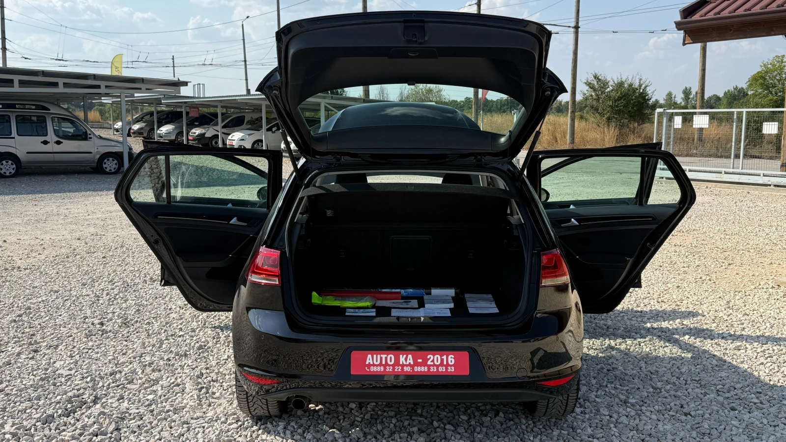 VW Golf 1.6TDI-110кс/NAVI/КАМЕРА/АЛКАНТАРА/EURO 6B-ИТАЛИЯ, снимка 8 - Автомобили и джипове - 55644697