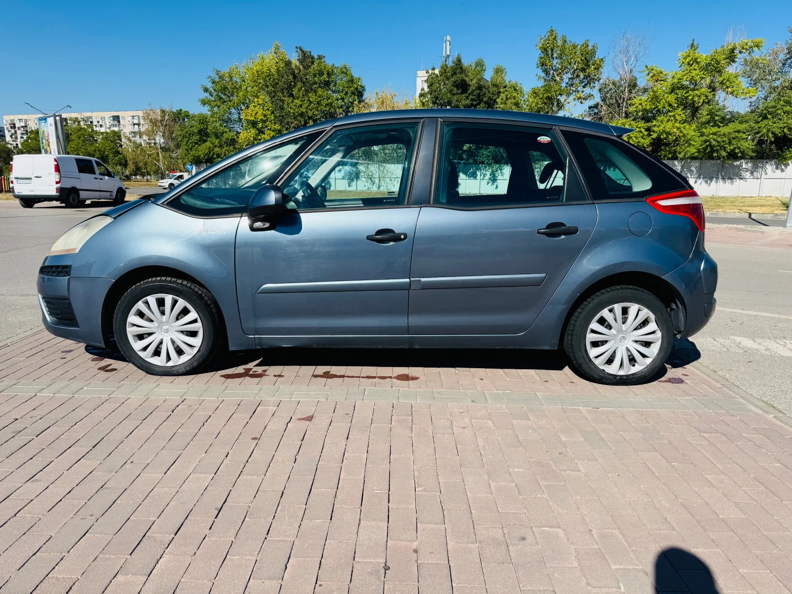 Citroen C4 Picasso, снимка 2 - Автомобили и джипове - 55991412