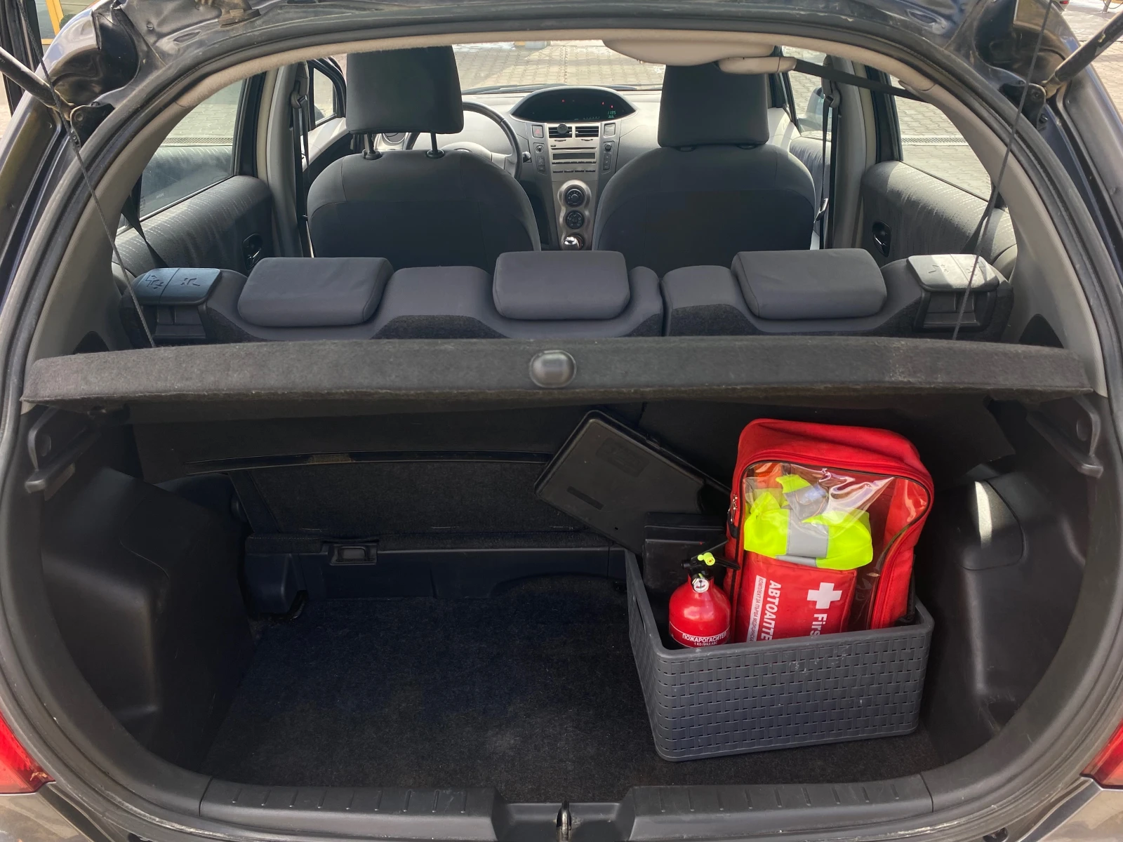 Toyota Yaris, снимка 6 - Автомобили и джипове - 56201839