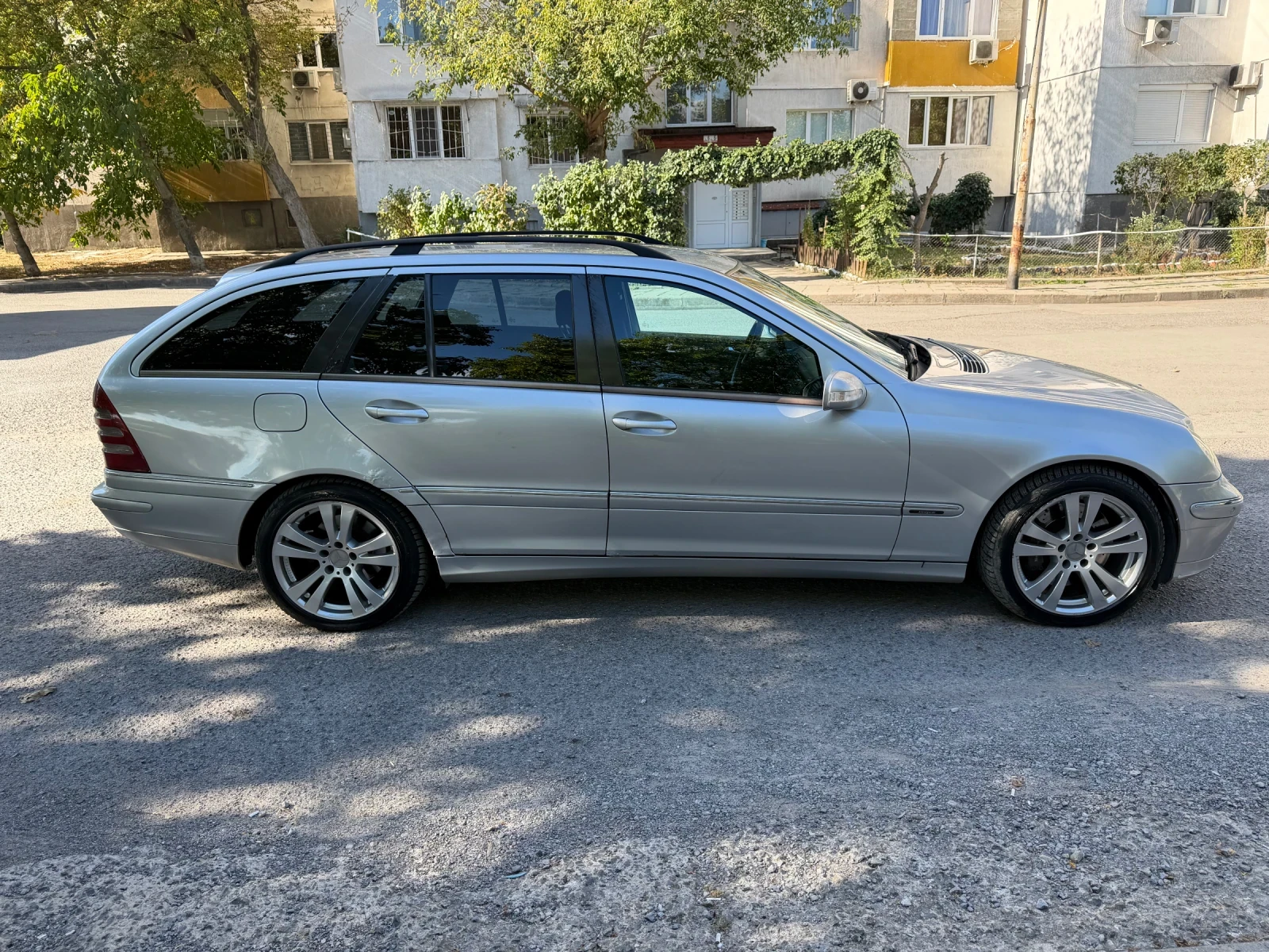 Mercedes-Benz C 270 Автоматик  , снимка 4 - Автомобили и джипове - 56202797