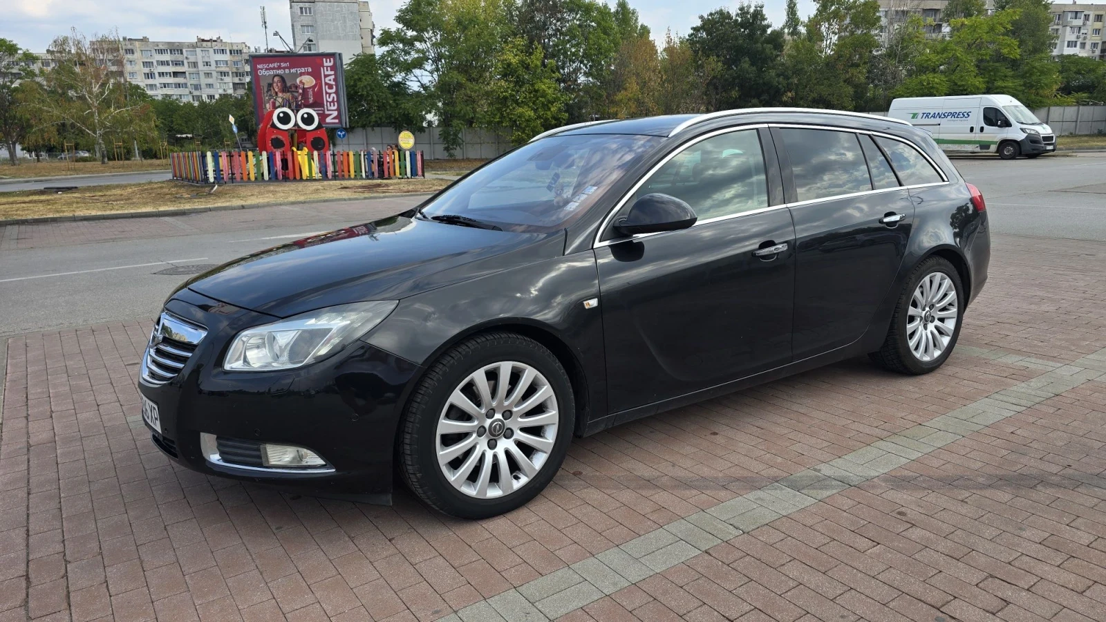Opel Insignia 2.0cdti, снимка 2 - Автомобили и джипове - 56230862