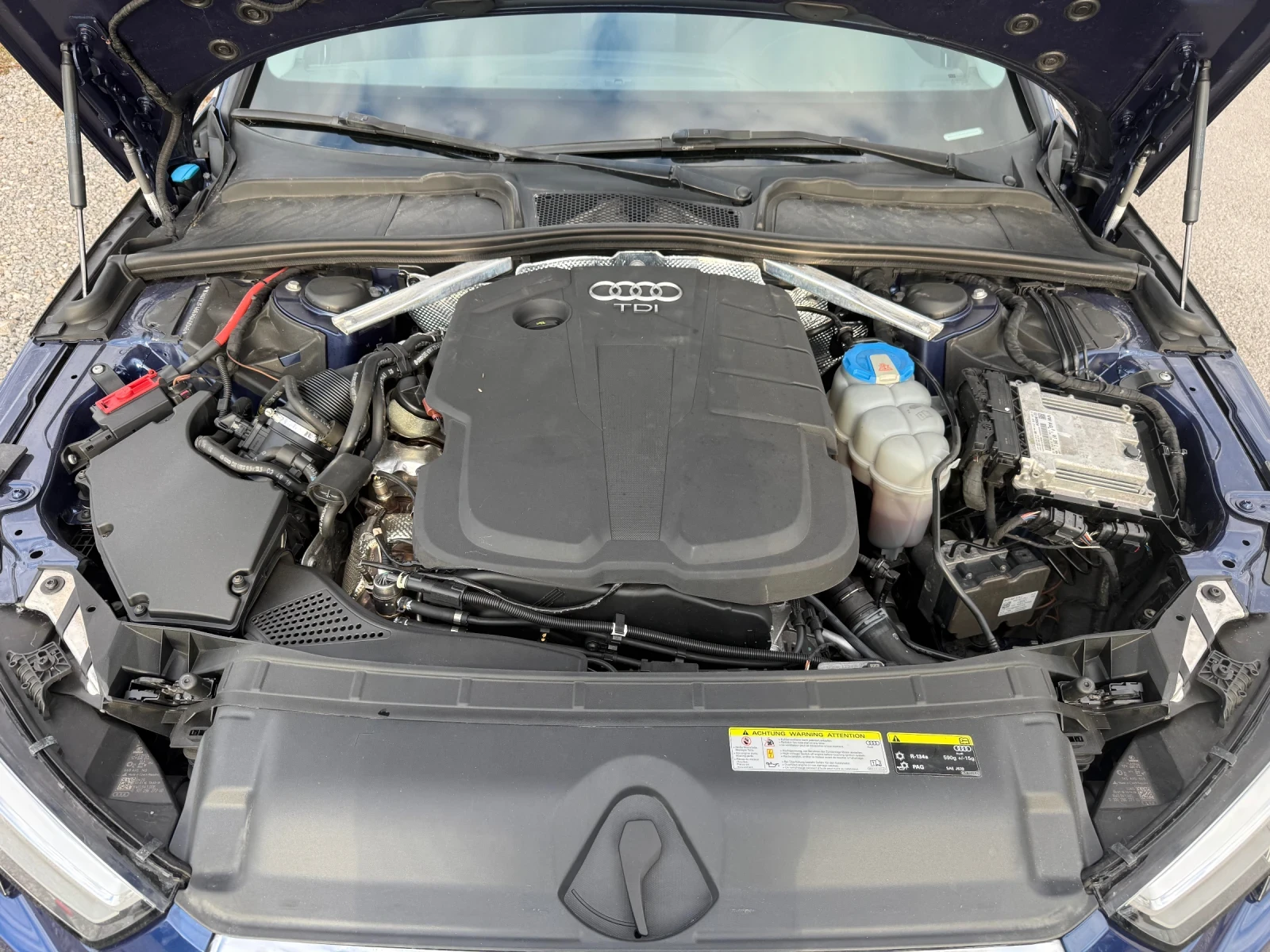 Audi A4 2.0 TDI, снимка 14 - Автомобили и джипове - 56645690