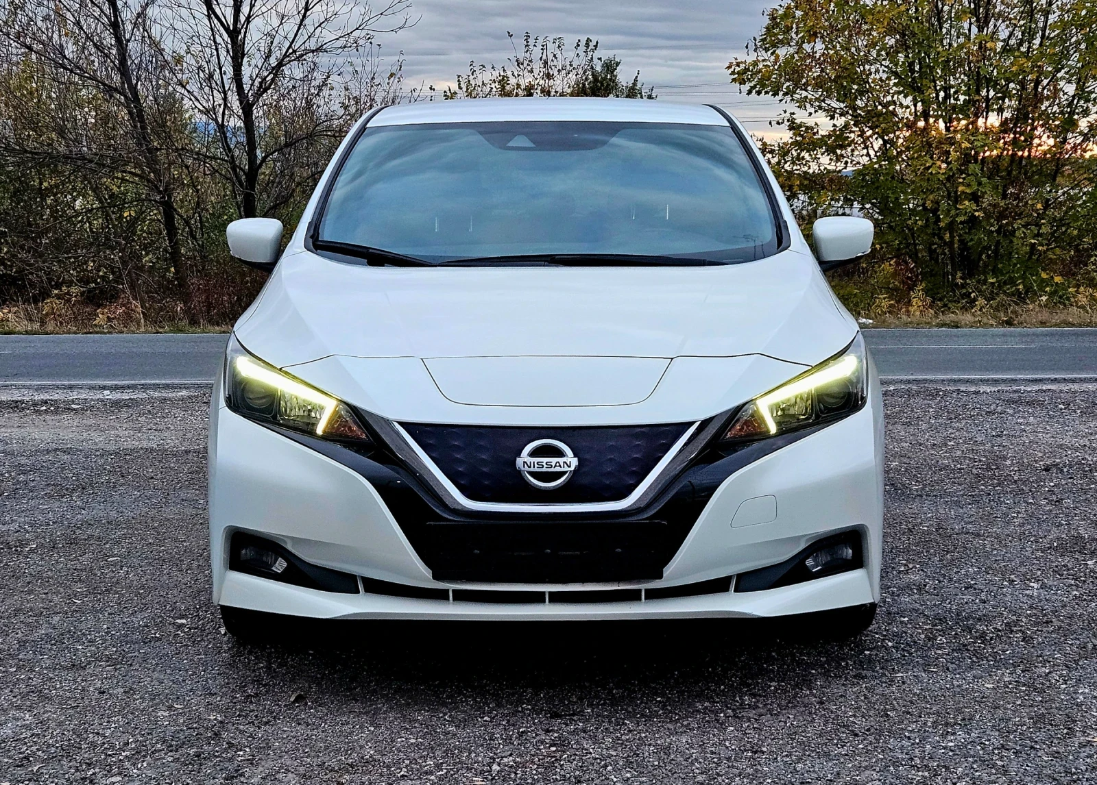 Nissan Leaf  15600km!!! Нов! Батерия на 100%, снимка 2 - Автомобили и джипове - 56712785