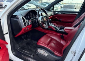 Porsche Cayenne AWD | ПОДГРЕВИ | KEYLESS | CARFAXA, снимка 9 - Автомобили и джипове - 53646540